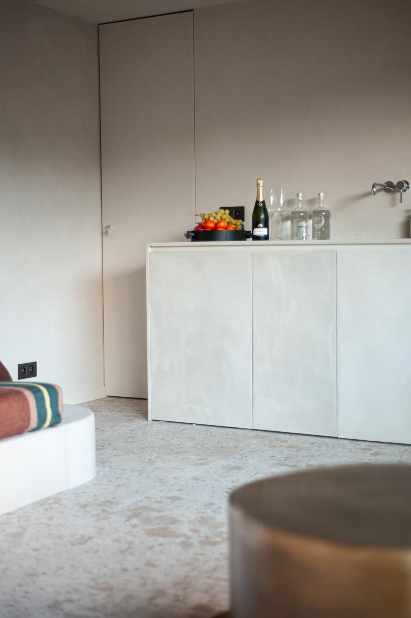 B'Guest Sleep & Retreat Bed and Breakfast Brygge Exteriör bild